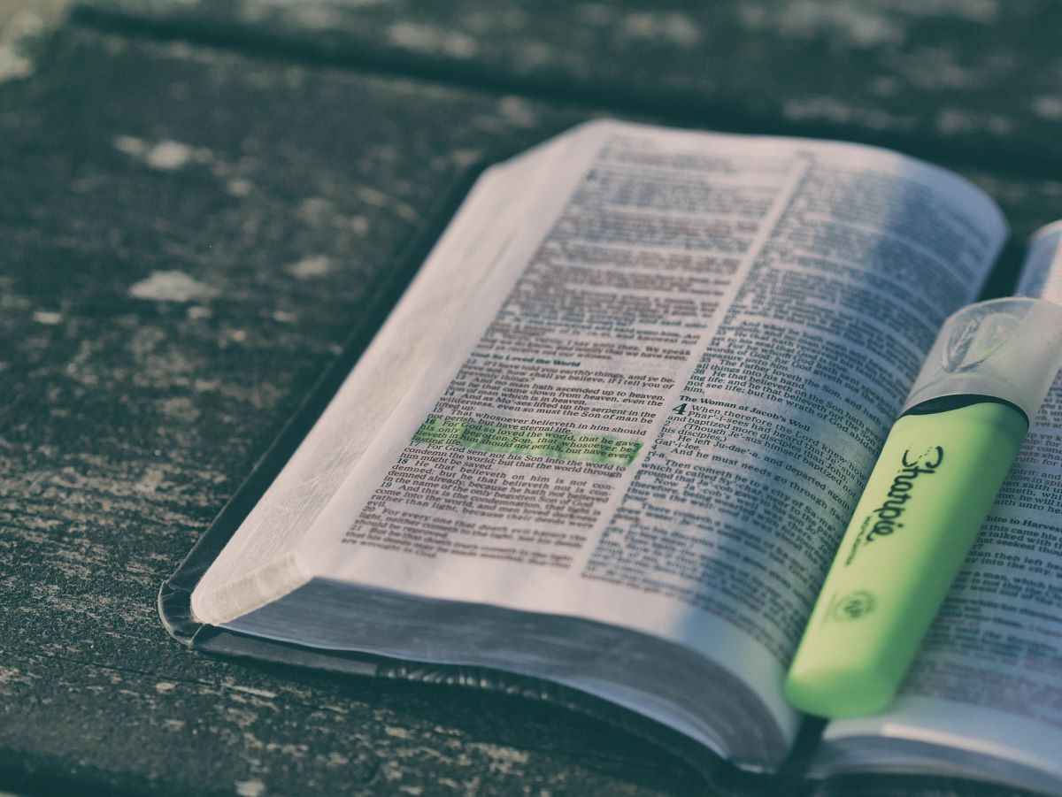 Read more about the article Hvor bogstaveligt skal Bibelen læses?